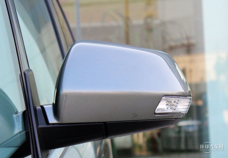 2013款 2.0T 商務(wù)型