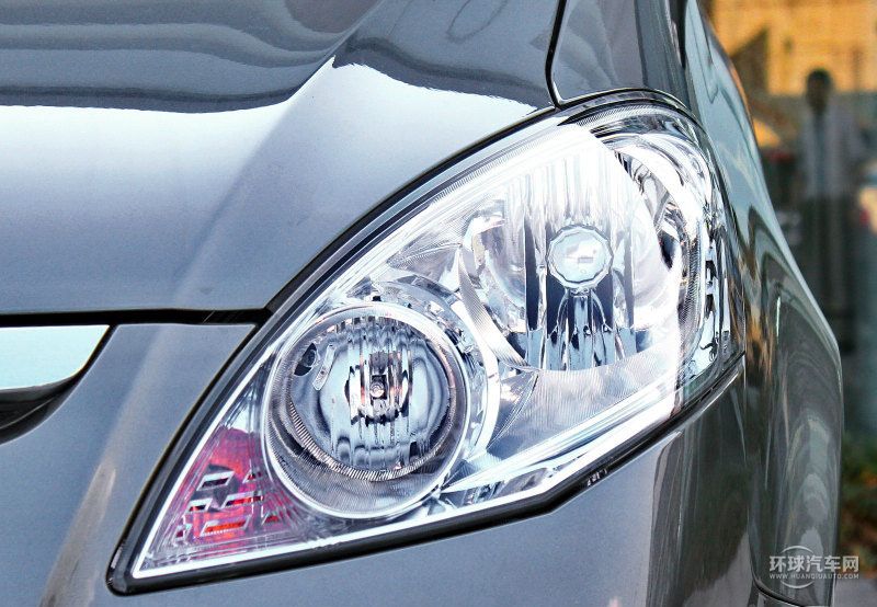 2013款 2.0T 商務(wù)型