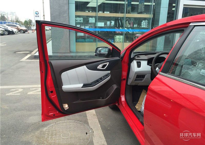 2014款 榮耀導航版 1.8T 自動豪華型