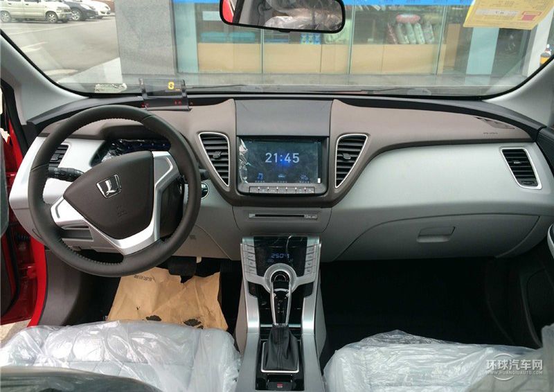 2014款 榮耀導航版 1.8T 自動豪華型