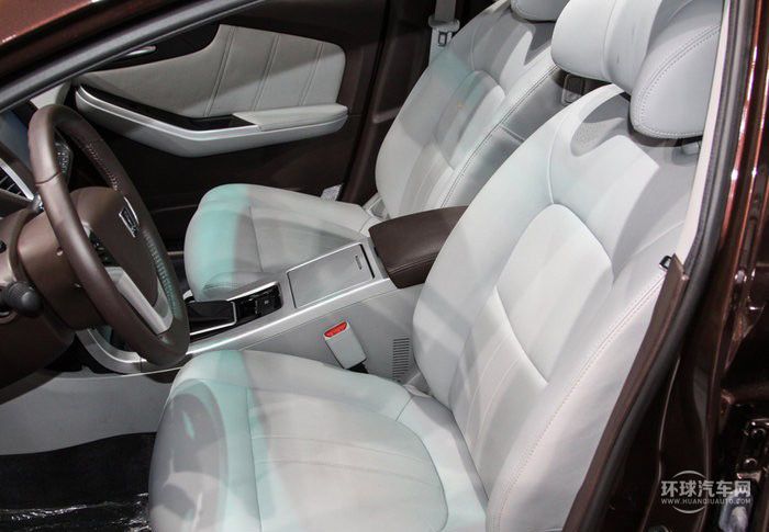 2014款 榮耀導航版 1.8T 手動經典型