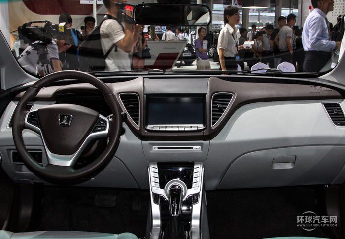 2014款 榮耀導航版 1.8T 手動經典型