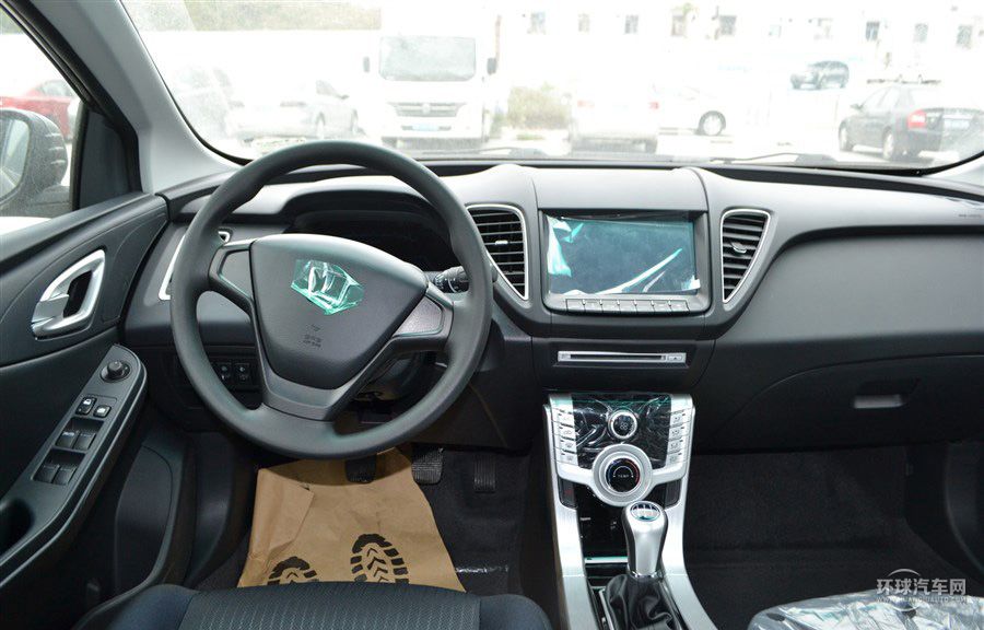 2014款 榮耀導(dǎo)航版 1.8T 手動(dòng)精致型