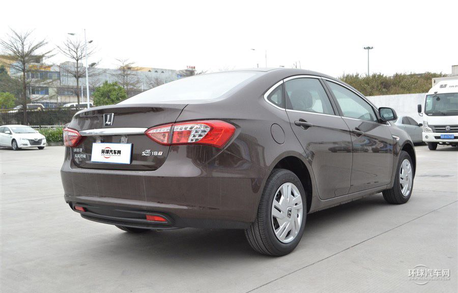 2014款 榮耀導航版 1.8T 手動精致型