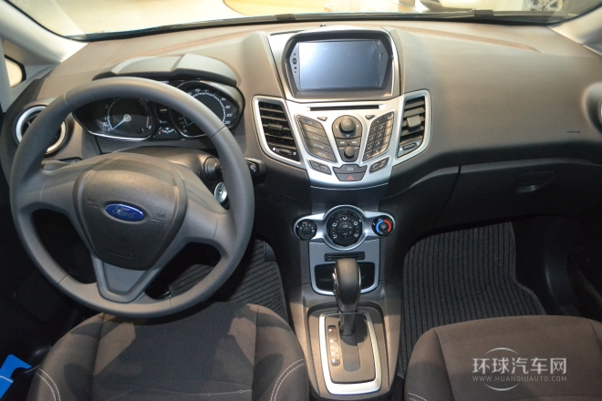 2013款 兩廂 1.5L 自動時尚型