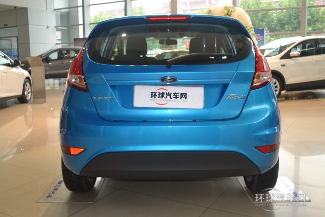 2013款 兩廂 1.5L 自動(dòng)時(shí)尚型