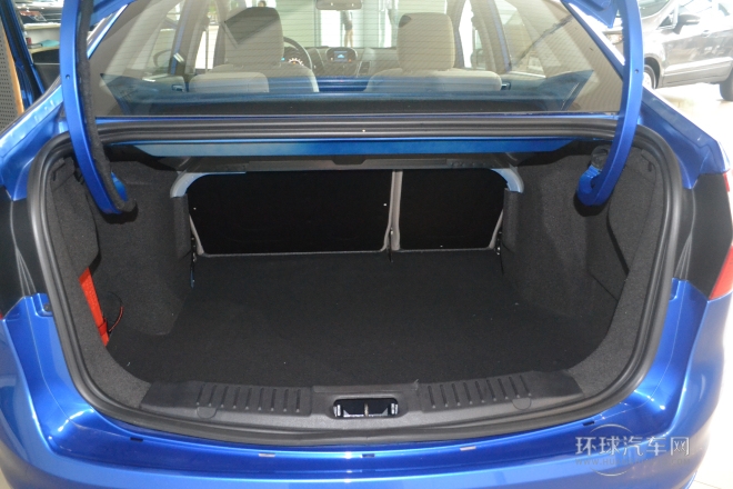 2013款 三廂 1.5L 自動品尚型