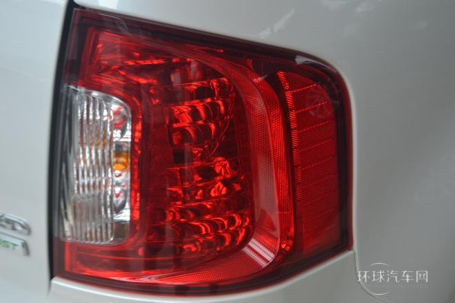 2012款 2.0T 尊銳型