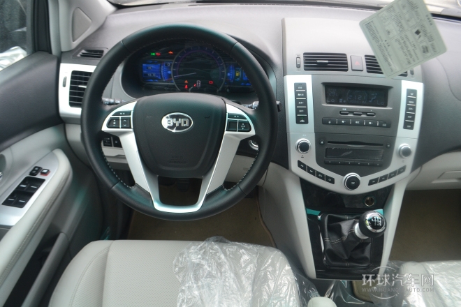 2014款 1.5TI 手動豪華型