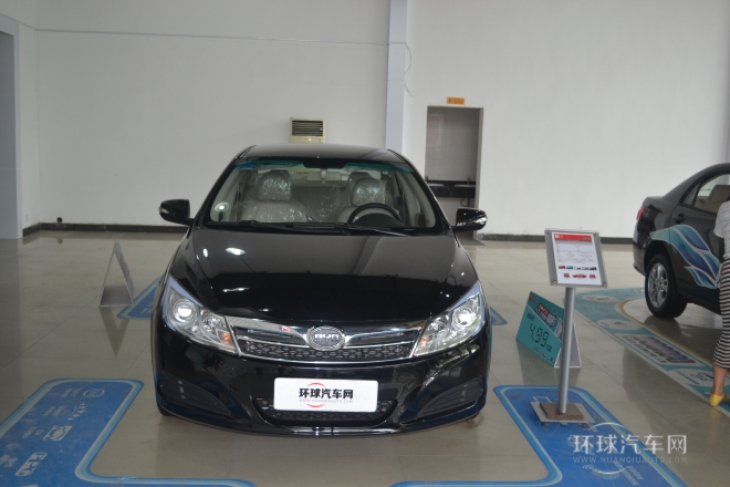 2014款 1.5L 手動舒適型