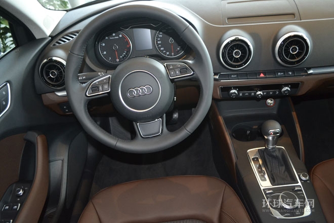 2014款 Limousine 40 TFSI S line舒適型