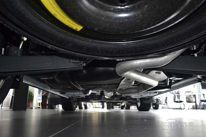 2013款 2.4L 兩驅(qū)尊尚版