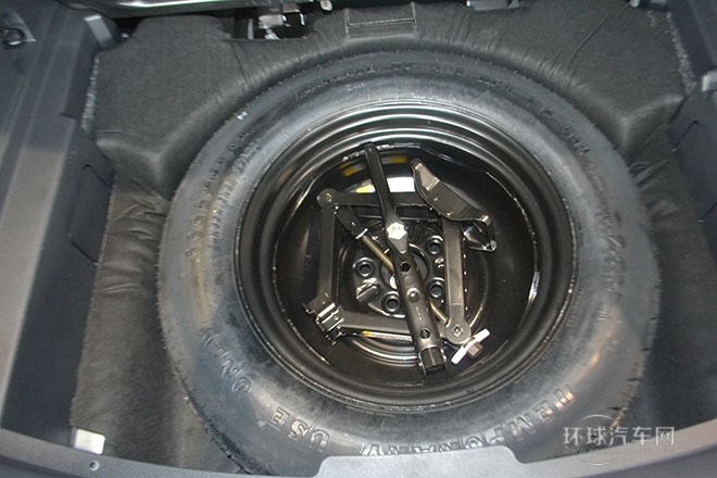 2014款 改款 2.4L 四驅舒適版