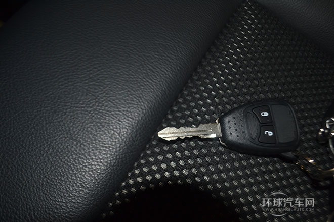 2014款 改款 2.4L 四驅(qū)舒適版