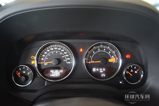 2014款 改款 2.4L 四驅舒適版