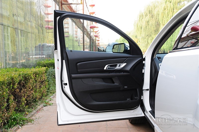 2012款 3.0L 標準型