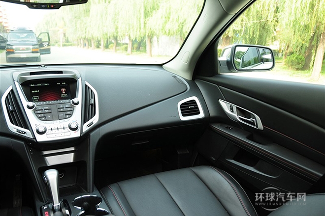 2012款 3.0L 標準型