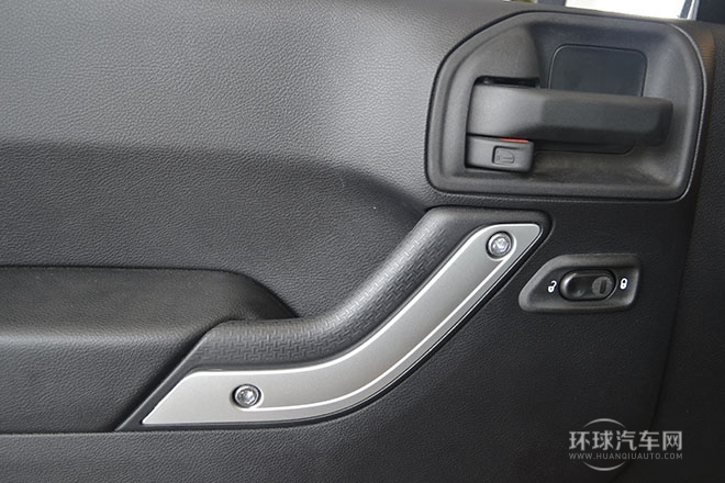 2013款 3.6L 兩門版 Sahara