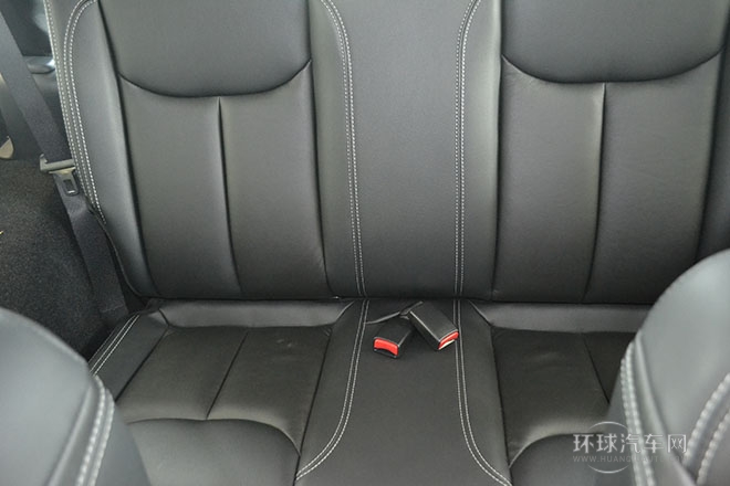 2013款 3.6L 兩門版 Sahara