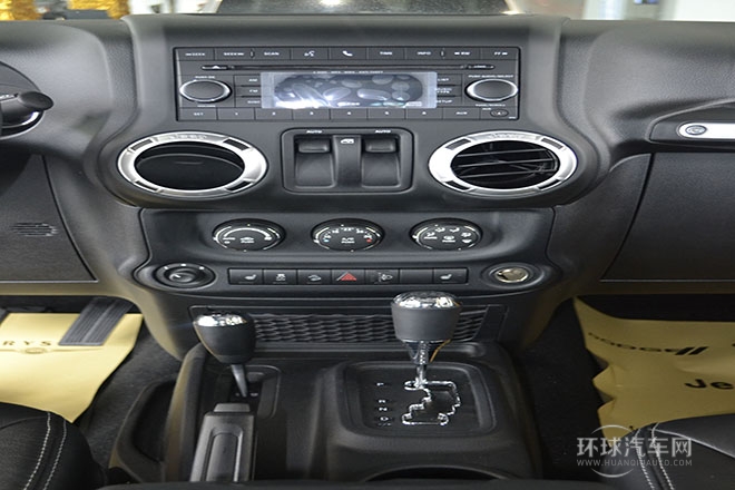 2013款 3.6L 兩門版 Sahara