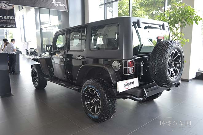 2014款 3.0L 四門版 Sahara