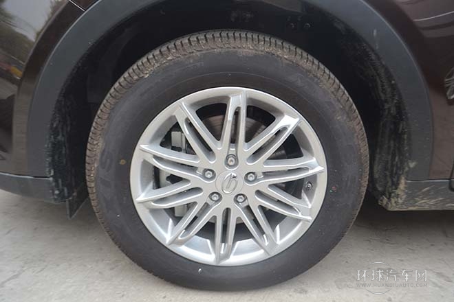 2013款 1.8T 自動四驅(qū)至尊版