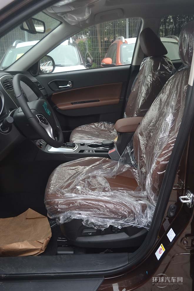 2013款 1.8T 自動四驅至尊版