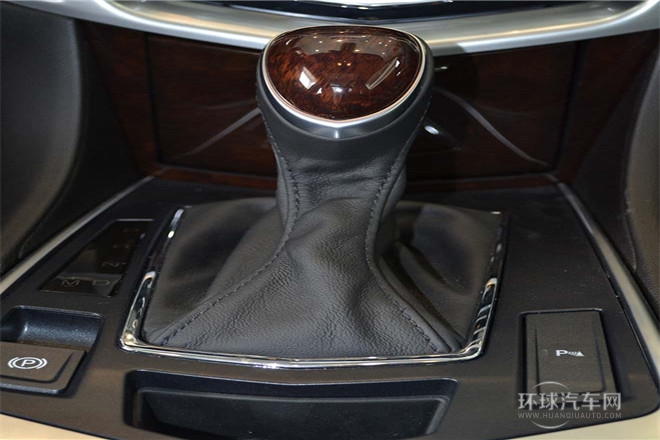 2014款 3.6L 旗艦型