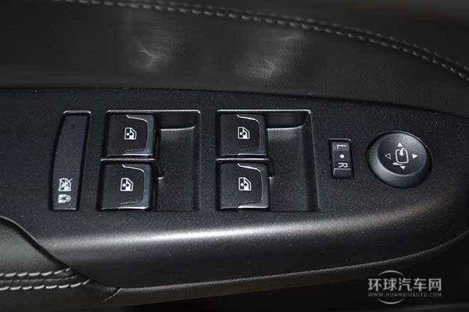 2014款 3.0L 舒適型