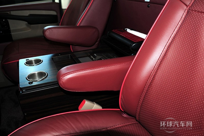 2014款 5.3L 四驅領袖版