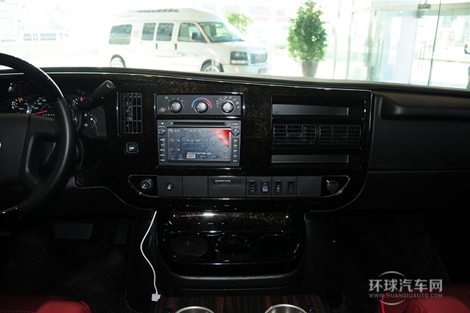 2014款 5.3L 四驅(qū)領(lǐng)袖版