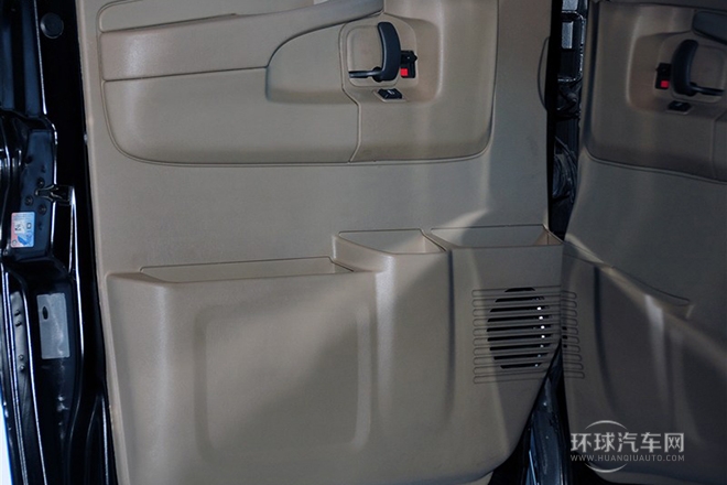 2014款 6.0L G1500L 領袖級