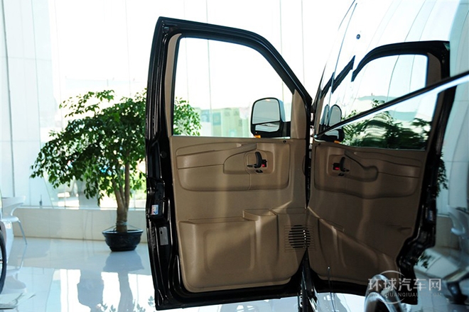 2014款 6.0L G1500L 領(lǐng)袖級(jí)