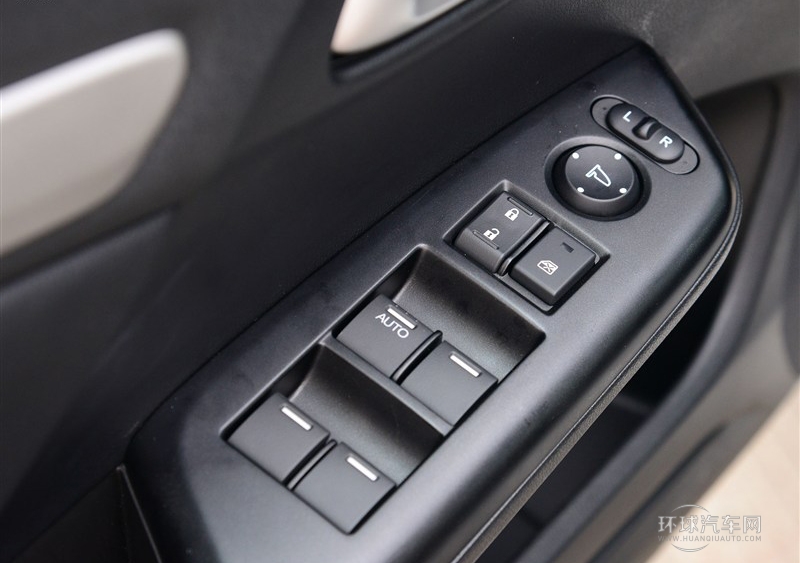 2014款 2.4L 手動Si