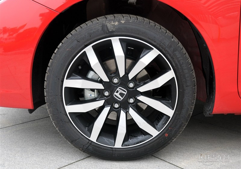 2014款 1.8L 自動豪華版