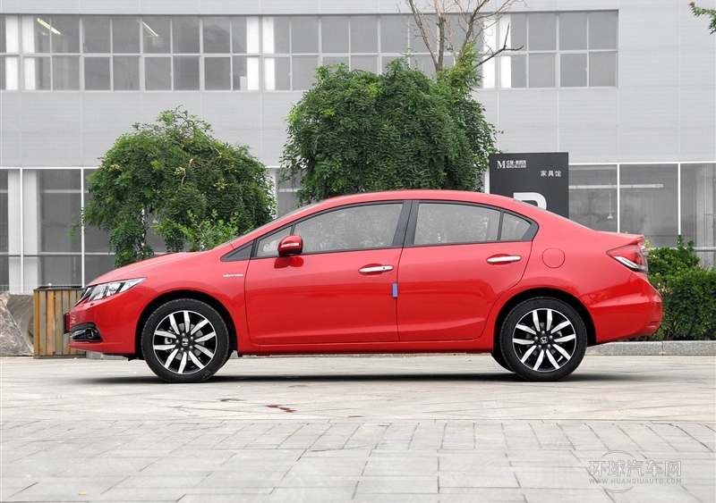 2014款 1.8L 自動豪華版