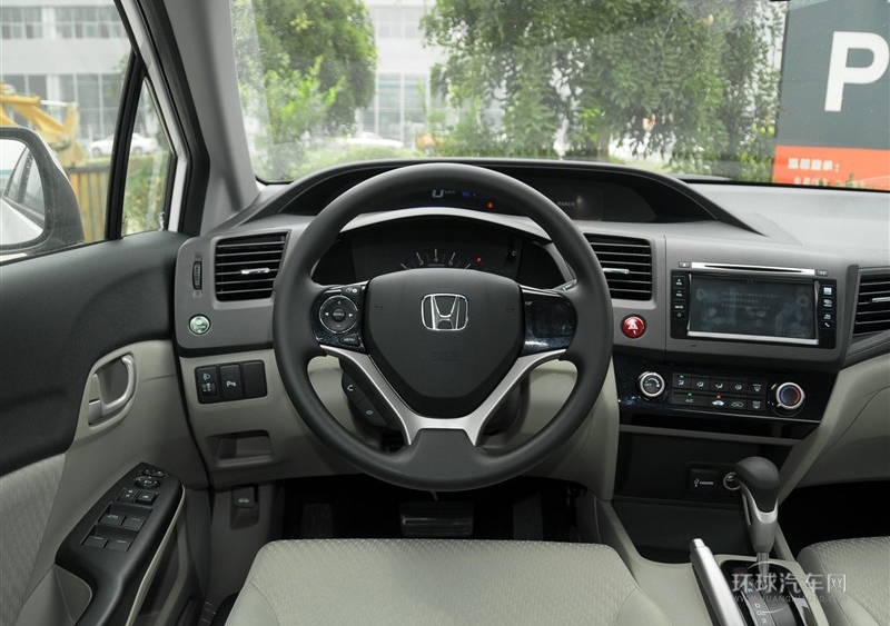 2014款 1.8L 自動舒適版