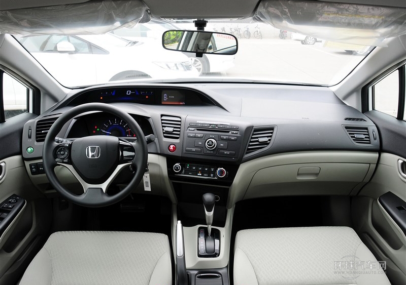 2014款 1.8L 自動(dòng)經(jīng)典版