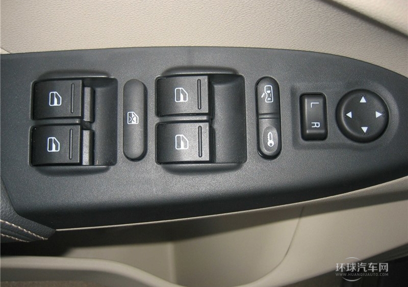 2013款 1.6L DVVT CVT致享版