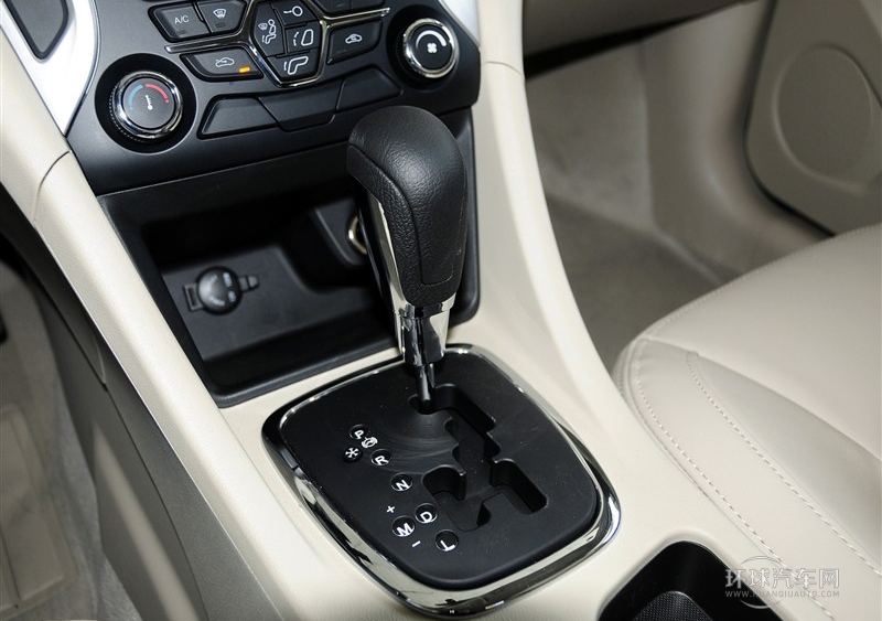 2013款 1.6L DVVT CVT致尚版