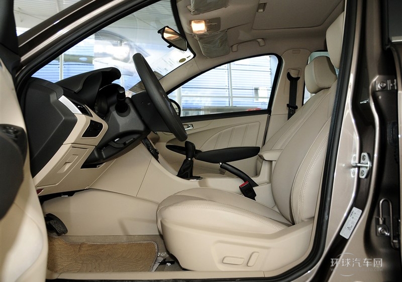 2013款 1.6L DVVT 手動(dòng)致尚版