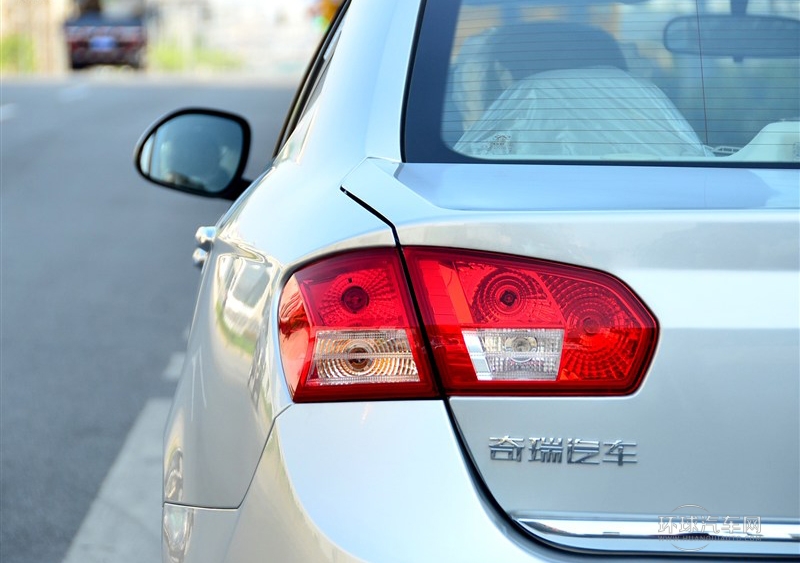 2012款 2.0L CVT智雅版