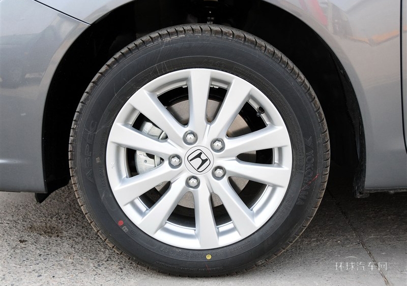 2013款 十周年紀念 1.8L 自動豪華版