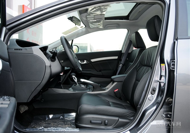 2013款 十周年紀念 1.8L 自動豪華版