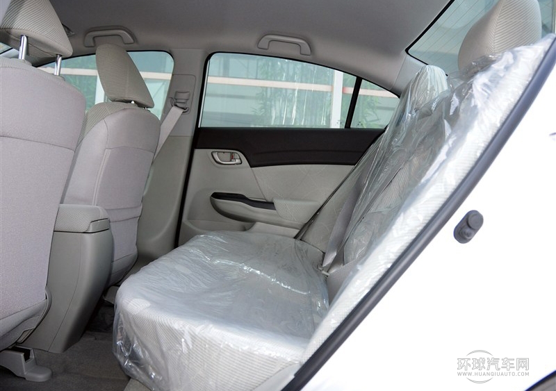 2013款 十周年紀(jì)念 1.8L 自動舒適版