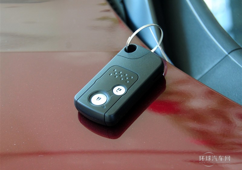 2012款 2.4L 四驅(qū)尊貴版