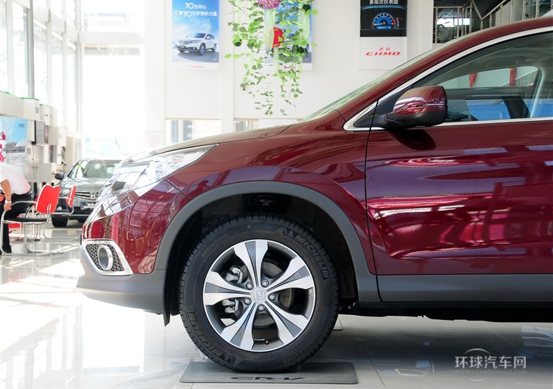 2012款 2.4L 四驅尊貴版