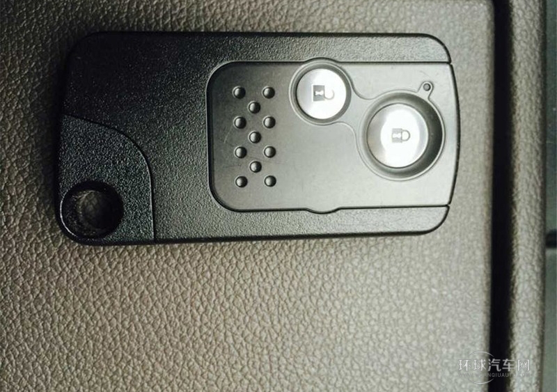 2012款 2.4L 四驅(qū)豪華版