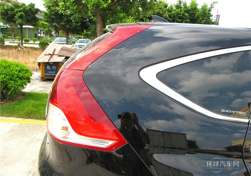 2012款 2.4L 四驅豪華版