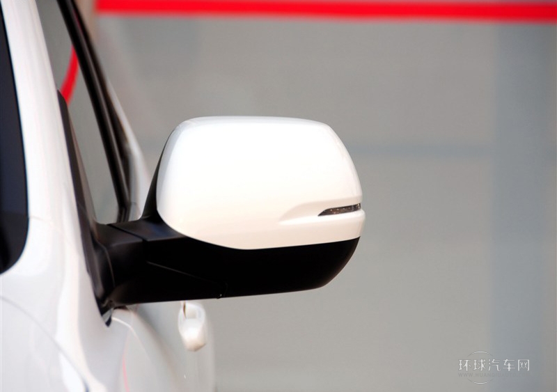 2012款 2.0L 兩驅都市版